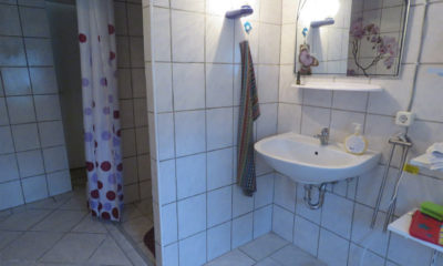 Badezimmer (Einfamilienhaus, Upgant-Schott)