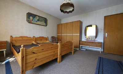 Schlafzimmer im EG (freist. Häuser, Hage-Blandorf-Wichte)